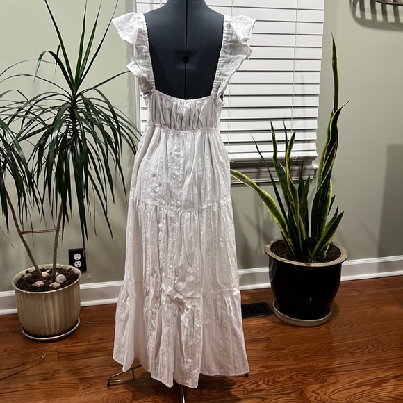 HYFVE Flattering Fit Cami Maxi Dress main image 1